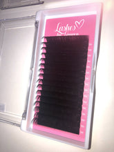 Load image into Gallery viewer, Ultra Matte Russian Volume Lashes